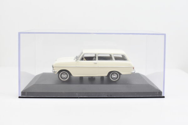 Modellino auto scala 1:43 Opel Kadett Minichamps diecast modellismo da collezione - Image 2