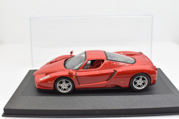 Modellino auto scala 1:43 Enzo Ferrari IXO diecast modellismo da collezione - Image 2