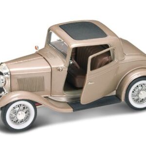 Modellino auto scala 1:18 Lucky DieCast FORD 3 WINDOW COUPE' 1932 GOLD diecast modellismo statico