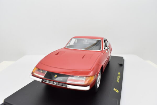 modellino auto scala 1:24 FERRARI 365 GTB4 diecast modellismo da collezione - Image 5
