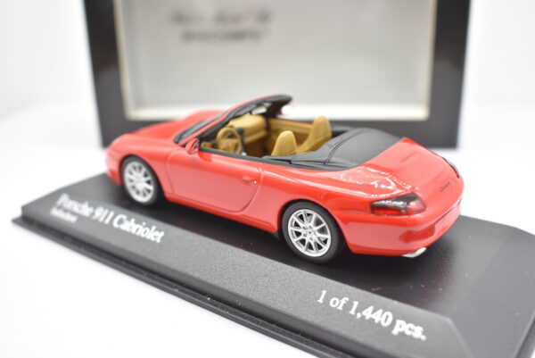 Modellino auto scala 1:43 Porsche 911 Cabriolet Minichamps diecast modellismo da collezione - Image 5