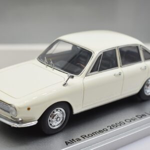 Modellino auto scala 1:43 Alfa Romeo 2600 Osi De Luxe Kess modellismo da collezione