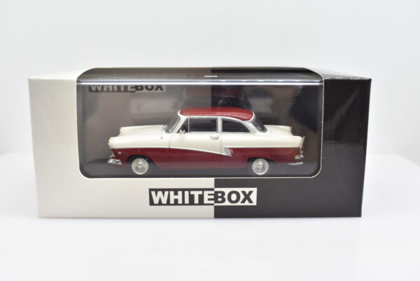 Modellino auto scala 1:43 Ford 17M WhiteBox diecast modellismo da collezione - Image 2