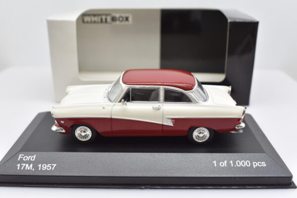 Modellino auto scala 1:43 Ford 17M WhiteBox diecast modellismo da collezione - Image 3