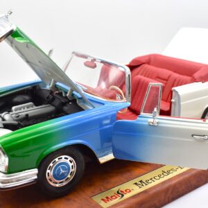 Modellino auto scala 1:18 Mercedes Benz 280SE Maisto diecast modellismo da collezione