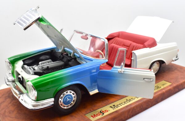 Modellino auto scala 1:18 Mercedes Benz 280SE Maisto diecast modellismo da collezione