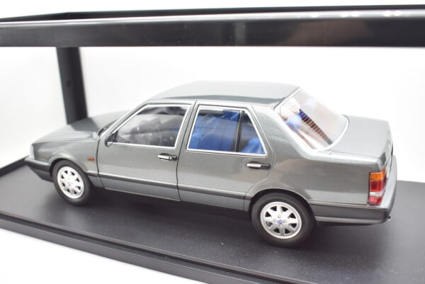 Modellino auto scala 1:18 Lancia Thema Turbo i.e. Mitica diecast modellismo da collezione - Image 6