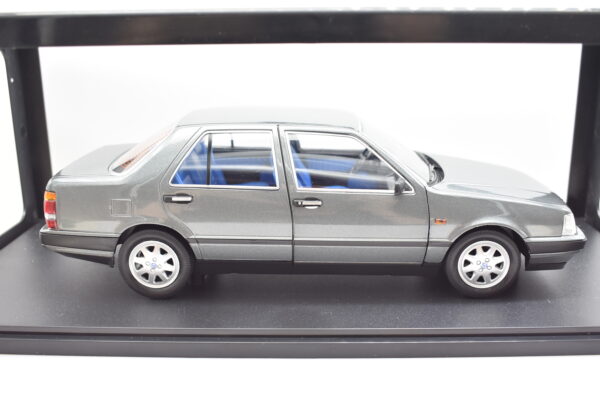 Modellino auto scala 1:18 Lancia Thema Turbo i.e. Mitica diecast modellismo da collezione - Image 7