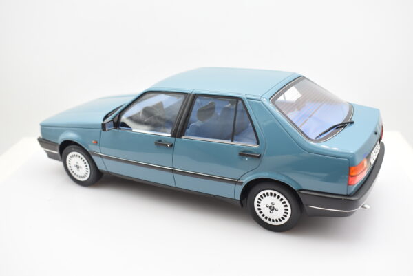 Modellino auto scala 1:18 Fiat Croma Turbo Laudoracing modellismo da collezione - Image 6