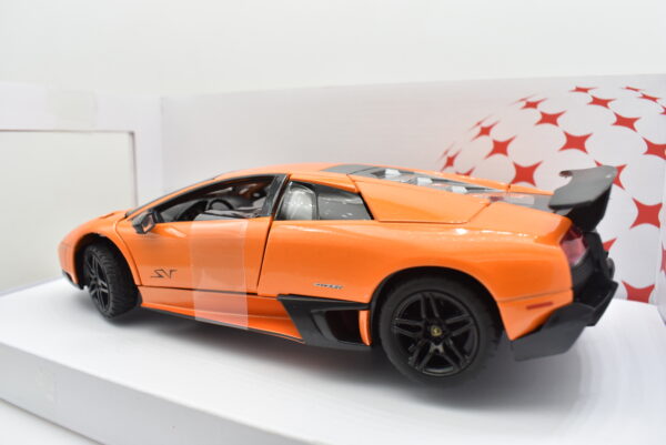Modellino auto scala 1:24 Lamborghini Murcielago LP 670 4 SV diecast modellismo da collezione - Image 4