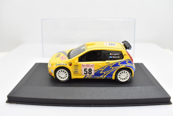 Modellino auto rally scala 1:43 Fiat Punto S 1600 diecast modellismo da collezione - Image 2
