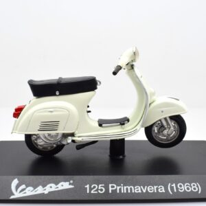 Modellini vespa 125 Primavera scala 1:18 modellismo da collezione