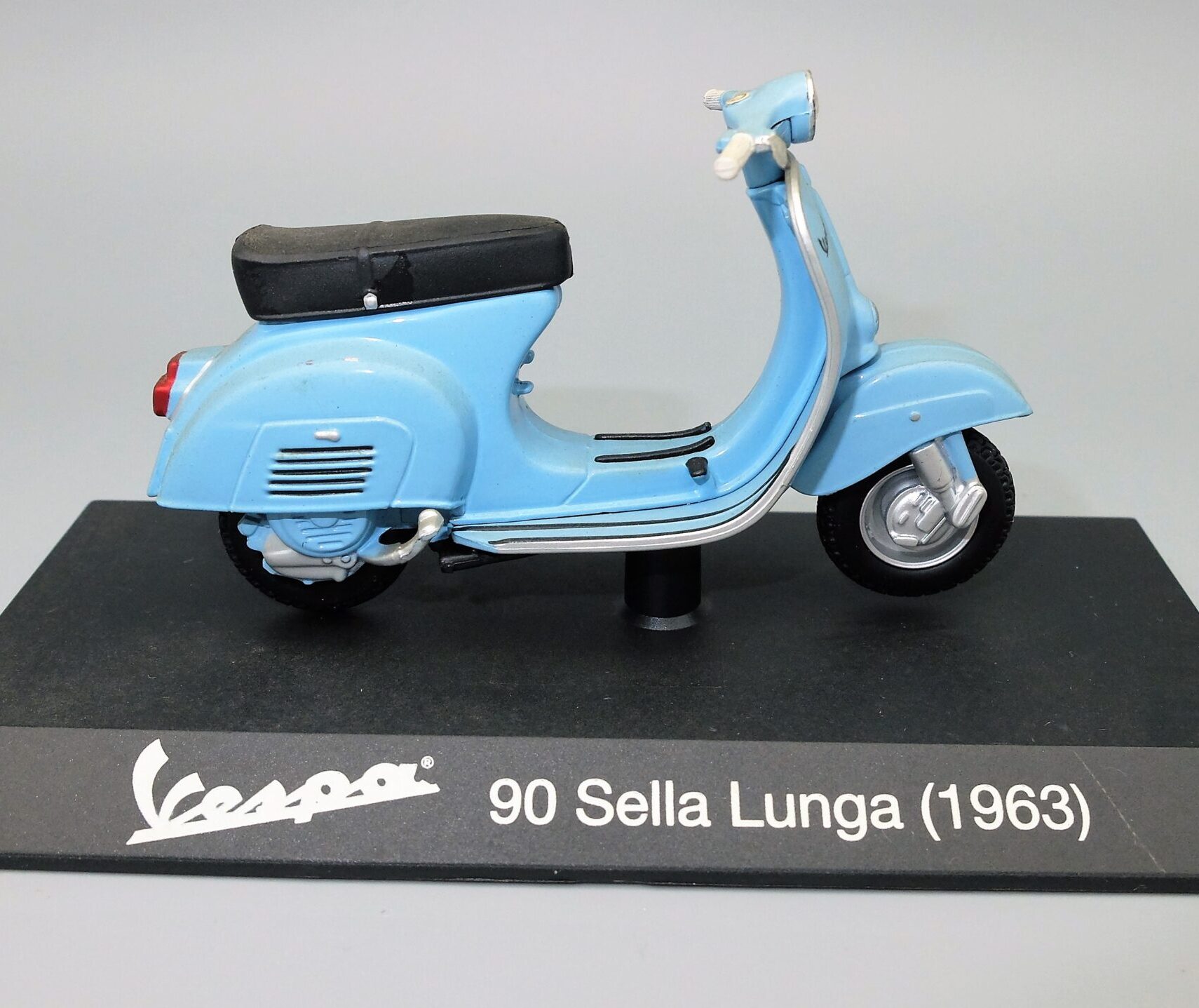 Modellini vespa 90 sella lunga scala 1:18 modellismo da collezione
