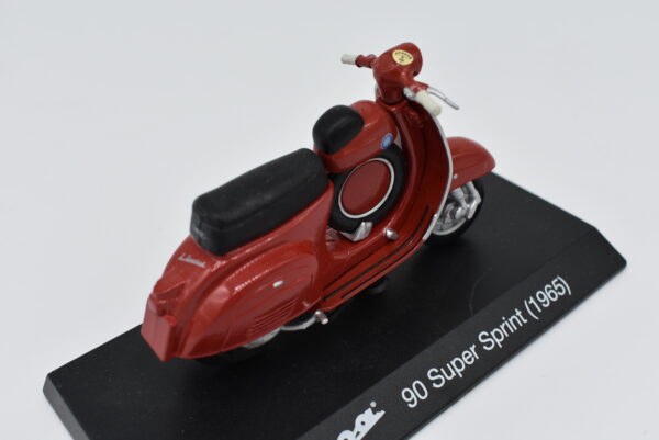 Modellini vespa 90 super sprint scala 1:18 modellismo da collezione - Image 4