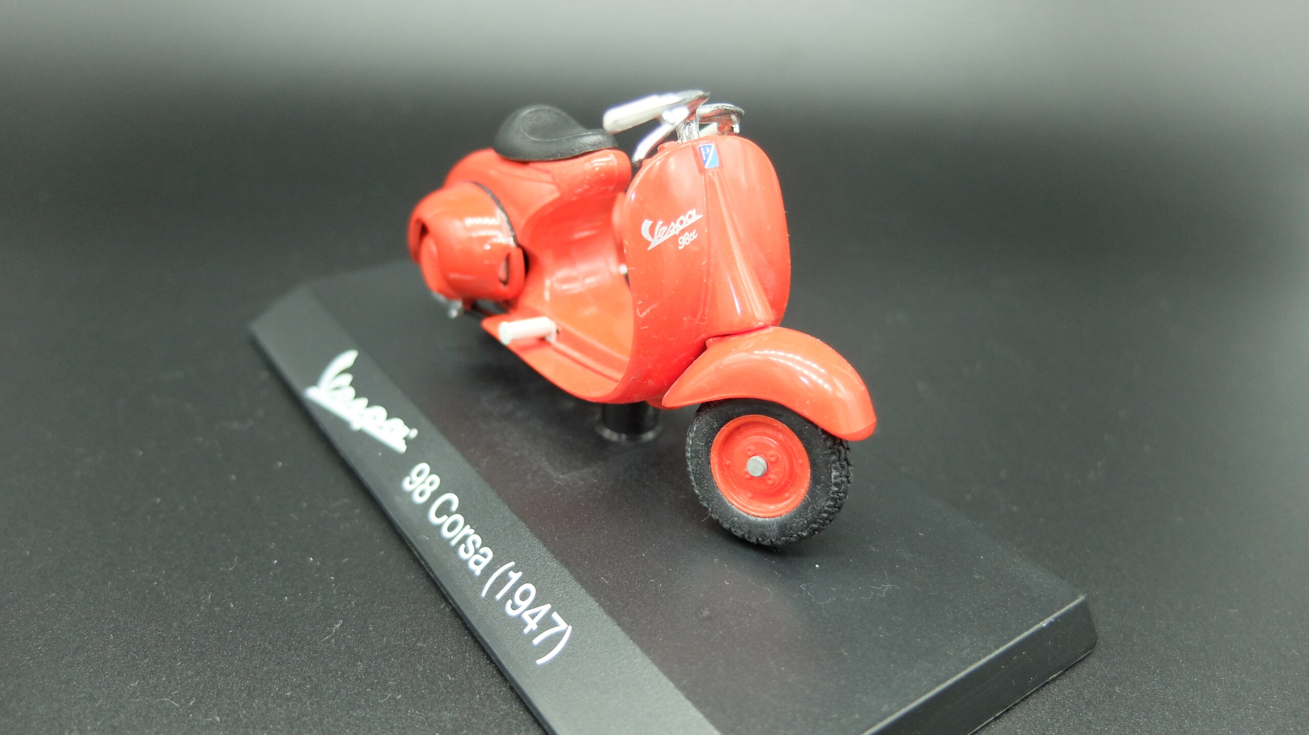 Modellini vespa 98 Corsa scala 1:18 modellismo da collezione - Image 3