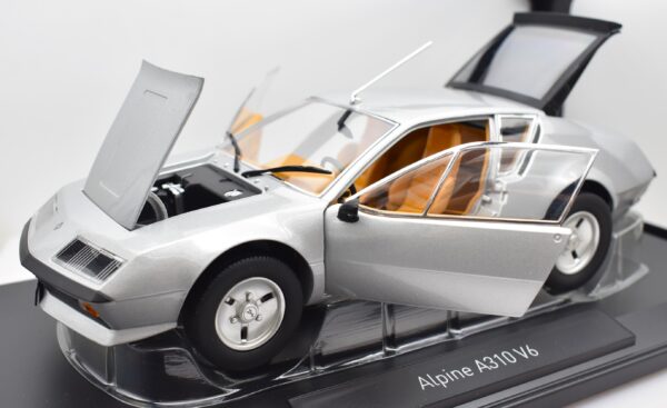 Modellino auto scala 1:18 Alpine A310 V6 Norev diecast modellismo da collezione