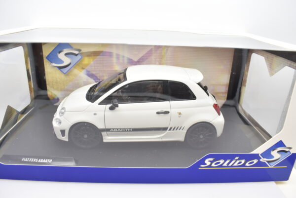 Modellino auto scala 1:18 Fiat 500 F595 Abarth Solido diecast modellismo da collezione - Image 5