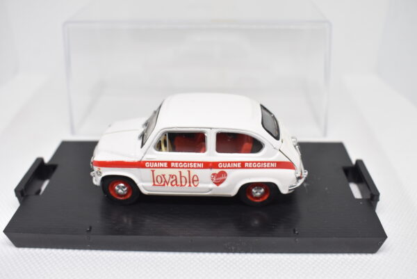 Modellino auto commerciale scala 1:43 Fiat 600 D Lovable Brumm diecast modellismo da collezione - Image 2