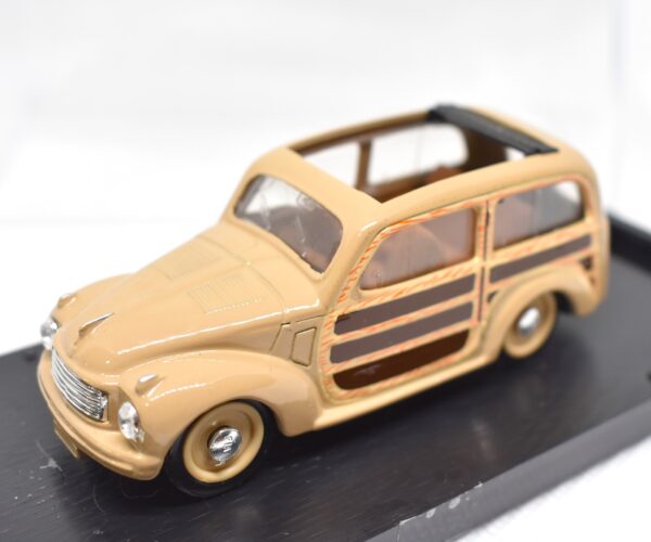 Modellino auto scala 1:43 Fiat 500 C Giardiniera Brumm diecast modellismo da collezione