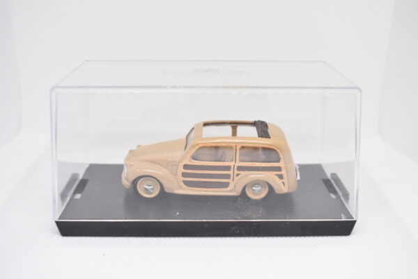 Modellino auto scala 1:43 Fiat 500 C Giardiniera Brumm diecast modellismo da collezione - Image 5
