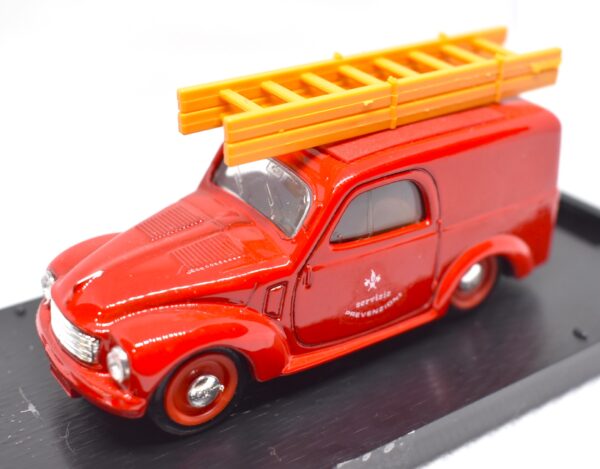 Modellino auto pompieri scala 1:43 Fiat 500 C Furgone Brumm diecast modellismo da collezione
