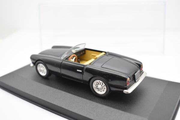 Modellino auto scala 1:43 Maserati 2000 Gran Turismo Spyder diecast modellismo da collezione - Image 4
