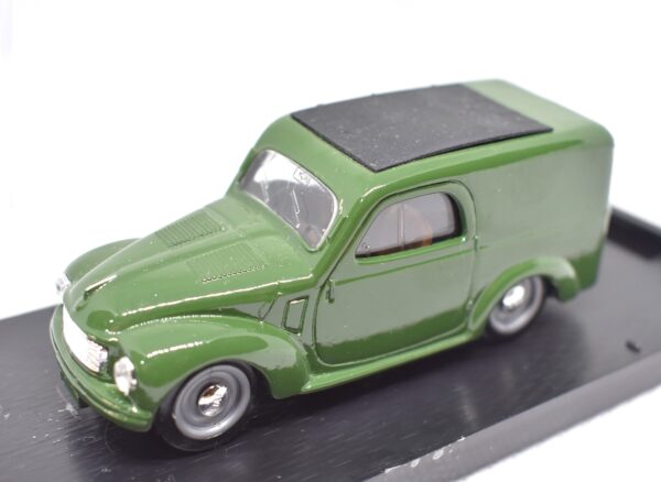 Modellino auto scala 1:43 Fiat 500 C Furgone Brumm diecast modellismo da collezione