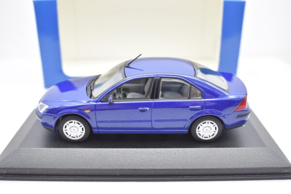 Modellino auto scala 1:43 Ford Mondeo Minichamps diecast modellismo da collezione - Image 5