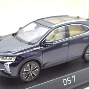 Modellino auto scala 1:43 DS 7 Norev diecast modellismo da collezione