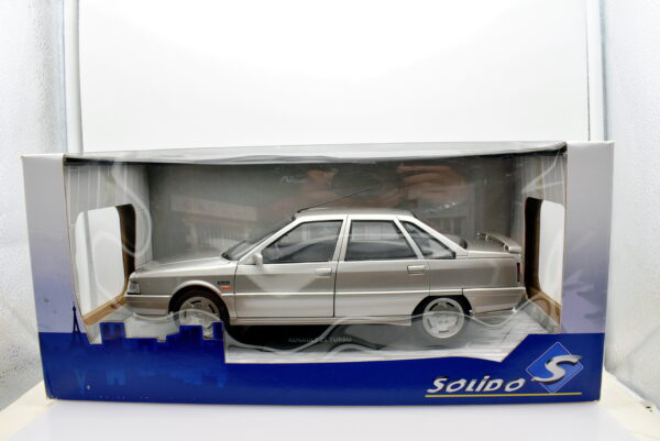 Modellino auto scala 1:18 Renault 21 Turbo Solido diecast modellismo da collezione - Image 2