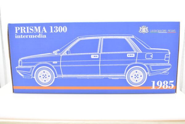 Modellino auto scala 1:18 LANCIA Prisma 1300 Laudoracing modellismo da collezione - Image 3