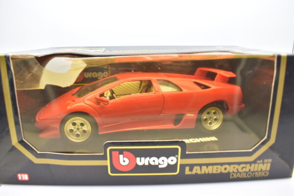Modellino auto scala 1:18 Lamborghini Diablo Burago diecast modellismo da collezione - Image 2