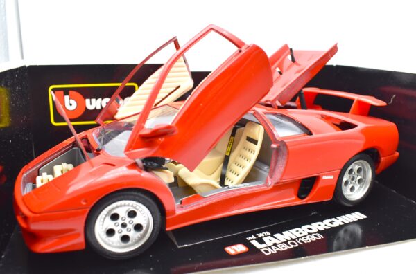 Modellino auto scala 1:18 Lamborghini Diablo Burago diecast modellismo da collezione