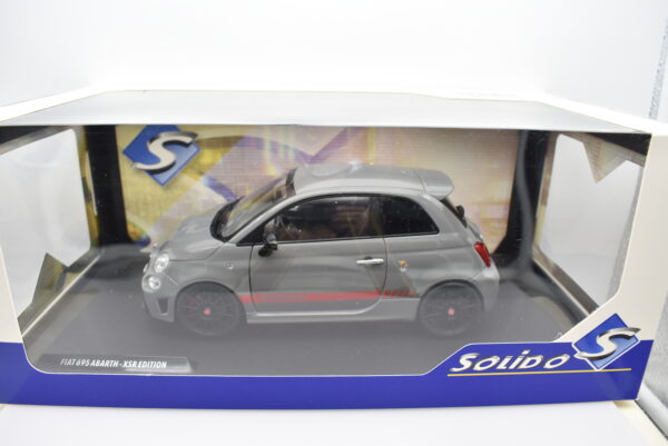 Modellino auto scala 1:18 Fiat 500 695 Abarth XSR Edition Solido diecast modellismo da collezione - Image 4