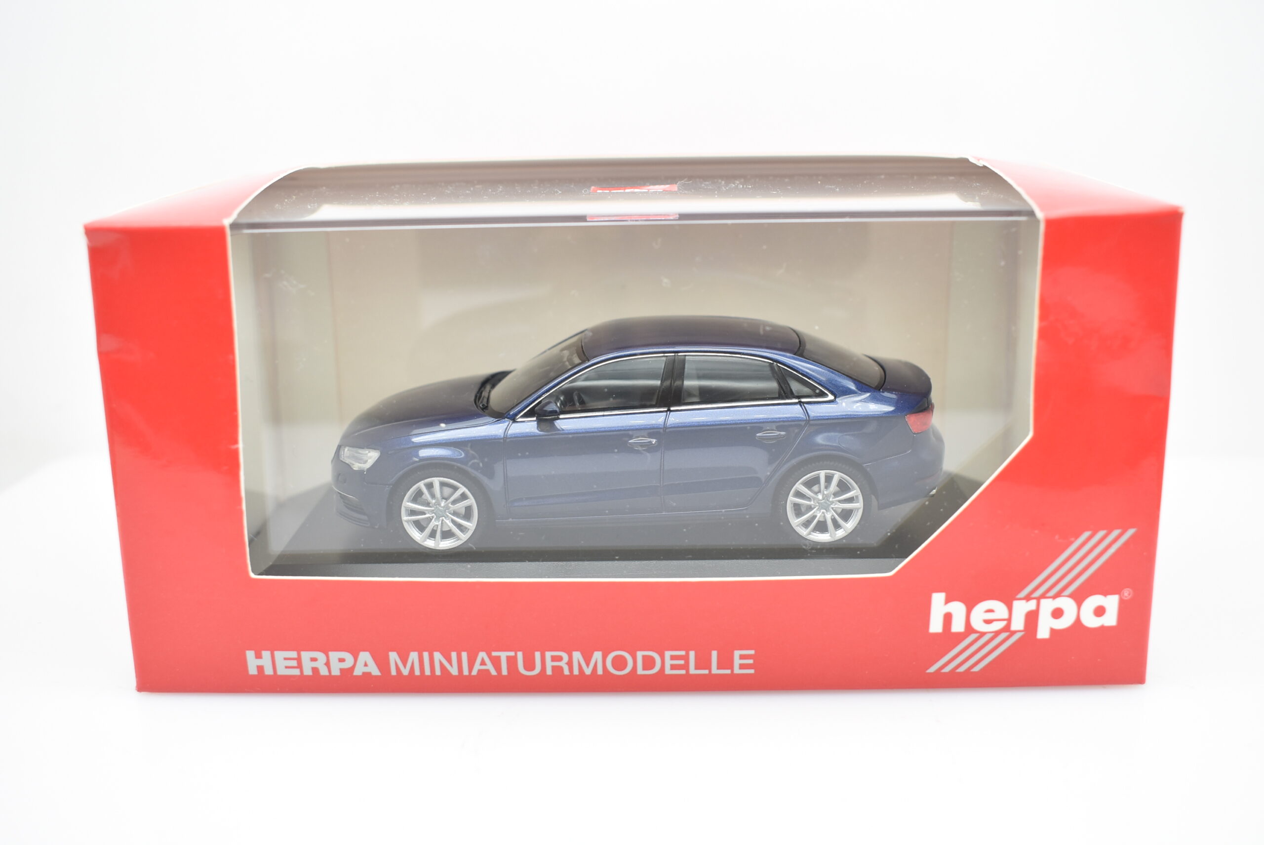 1/43 Herpa アウディ A3 Limousine Audi Diecast model cars Audi A3 1/43 Herpa Limousine white 2013