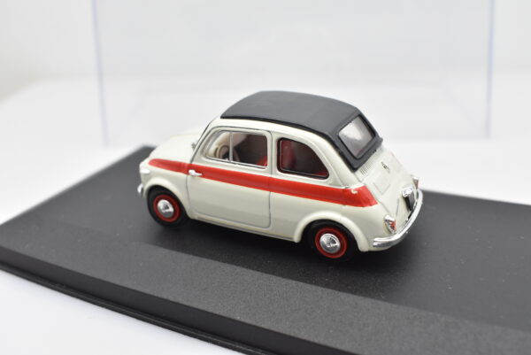 Modellino auto scala 1:43 Fiat Abarth 500 Brumm diecast modellismo da collezione - Image 4