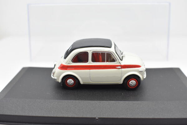 Modellino auto scala 1:43 Fiat Abarth 500 Brumm diecast modellismo da collezione - Image 5