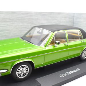 Modellino auto scala 1:18 Opel Diplomat B diecast modellismo statico
