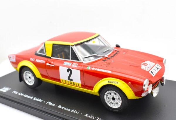 Modellino auto scala 1:24  FIAT 124 ABARTH SPIDER RALLY PORTUGAL 1974 
