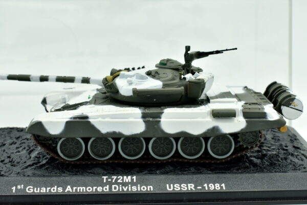 Modellini carri armati tank Panzer T-72M1 veicoli militari da combattimento collezione - Image 4