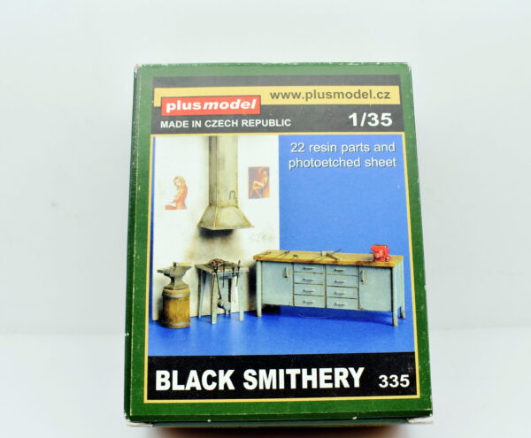 Modellino kit di montaggio diorami BLACK SMITHERY 1:35 modellismo plus model