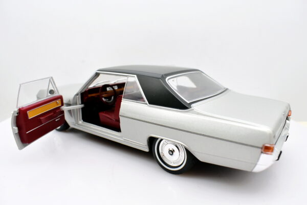 Modellino auto scala 1:24 OPEL DIPLOMAT A COUPE diecast modellismo statico - Image 5