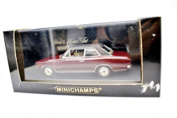 Modellino auto scala 1:43 Opel Commodore A Minichamps modellismo statico - Image 2