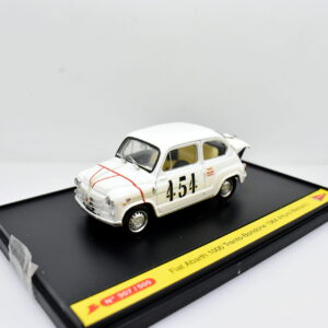Modellino auto rally scala 1:43 Fiat Abarth 600 1000 BRUMM modellismo statico