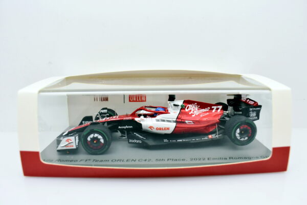 Modellino auto Formula 1 F1 scala 1:43 Alfa Romeo Orlen C42 Spark modellismo statico - Image 3