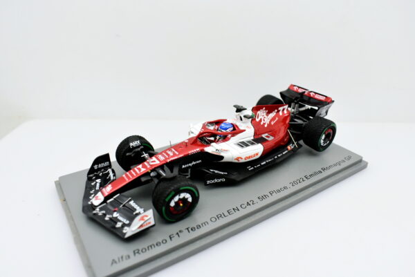 Modellino auto Formula 1 F1 scala 1:43 Alfa Romeo Orlen C42 Spark modellismo statico - Image 4