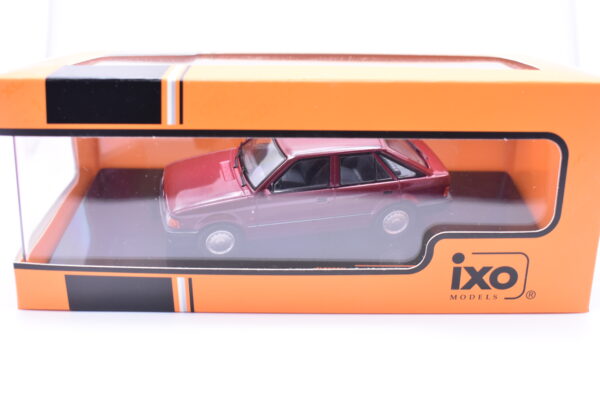 Modellino auto scala 1:43 Ford Escort MK IV diecast modellismo statico - Image 2