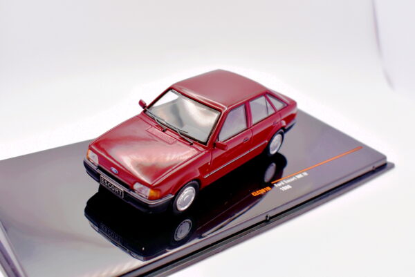 Modellino auto scala 1:43 Ford Escort MK IV diecast modellismo statico - Image 4