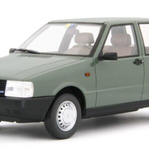 Modellino auto scala 1:18 LaudoRacing FIAT UNO verde modellismo statico collezione