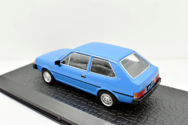 Modellino Auto Scala 1:43 Volvo 343 diecast modellismo statico - Image 5
